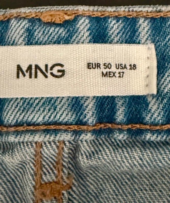 Mango Mango mid waist regular fit cropped straight jeans size UK 22