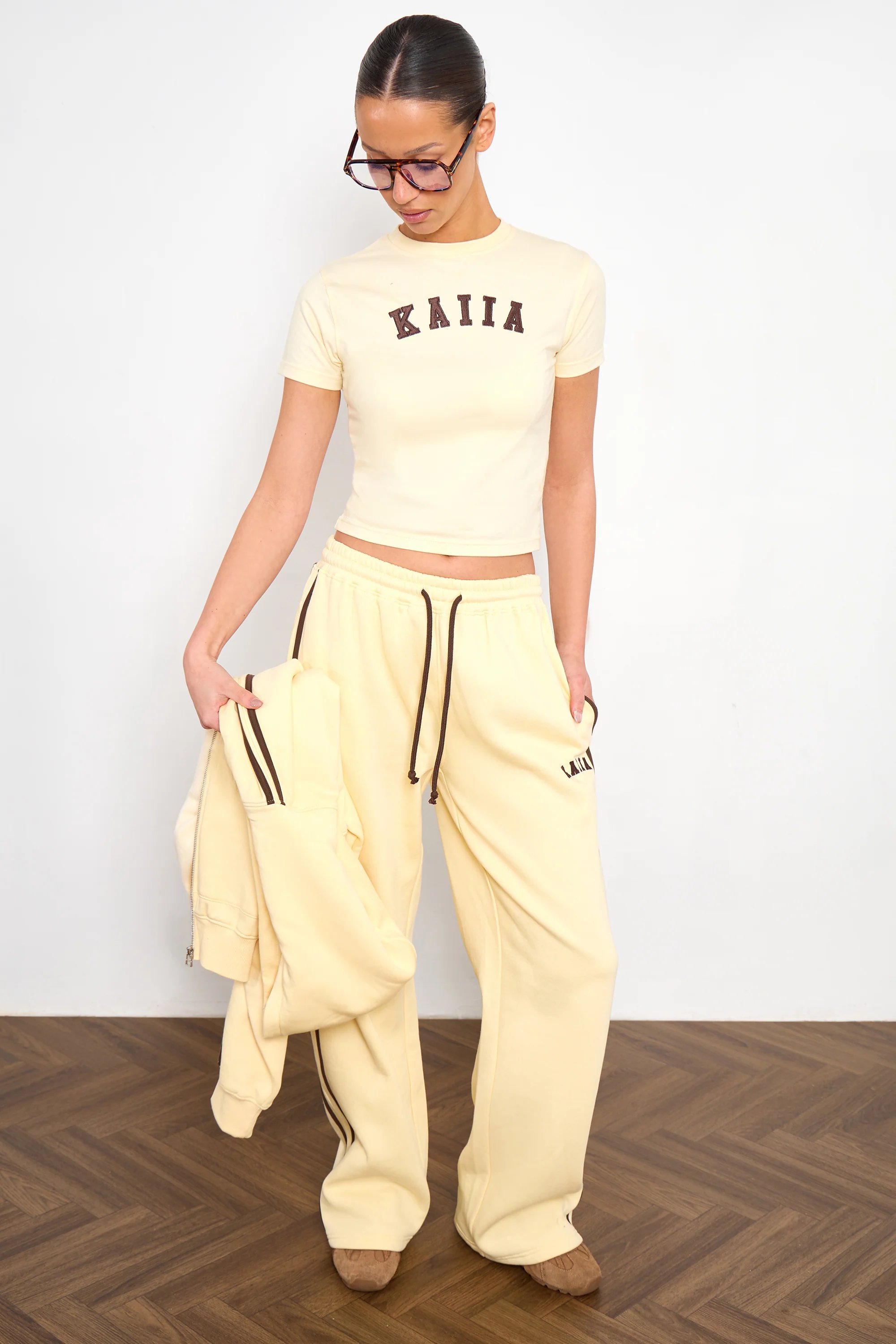 Kaiia Kaiia Slogan Baby Tee Butter Yellow & Brown - 2