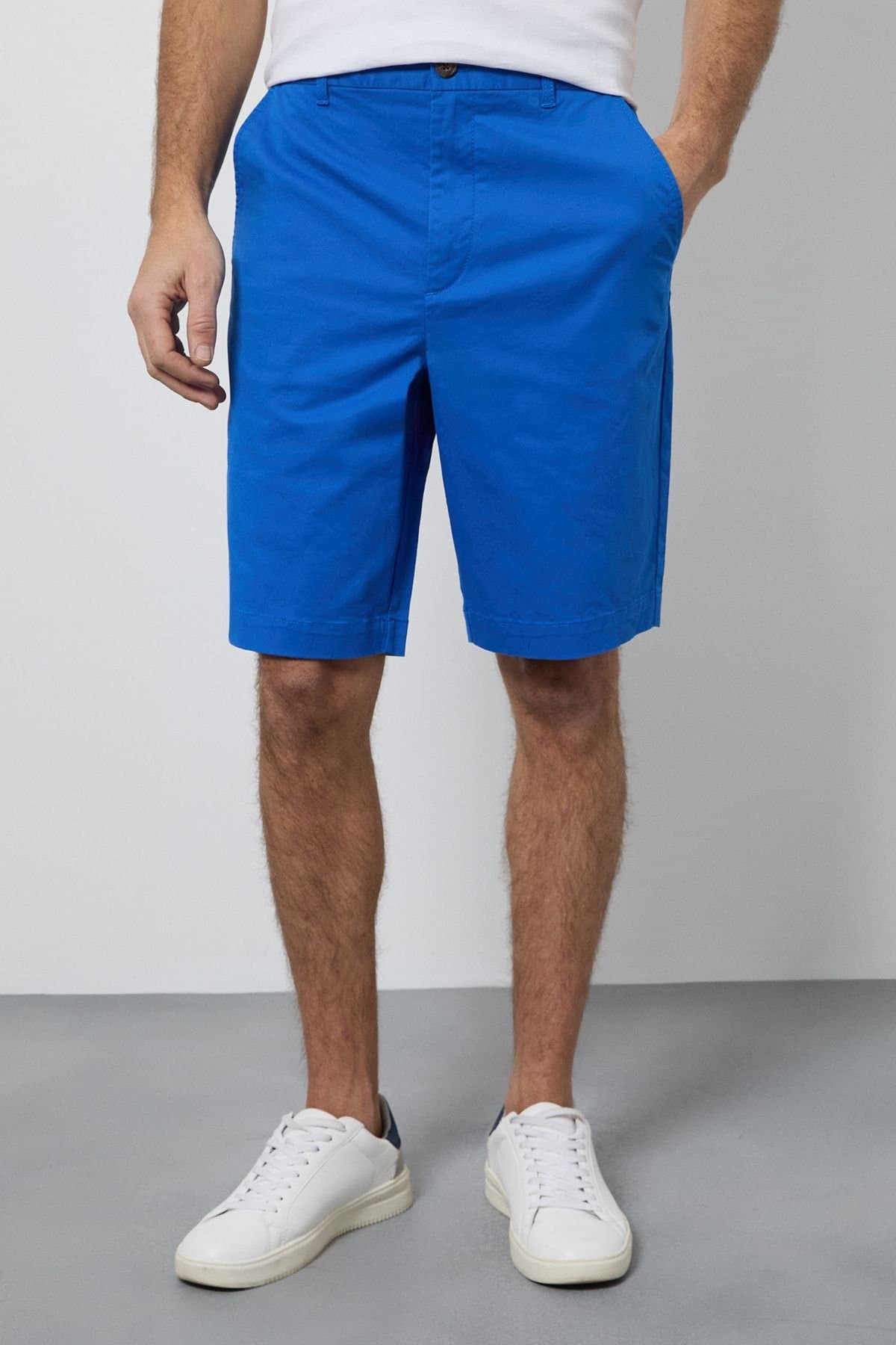 Maine Maine Men's Bright Blue Premium Chino Shorts