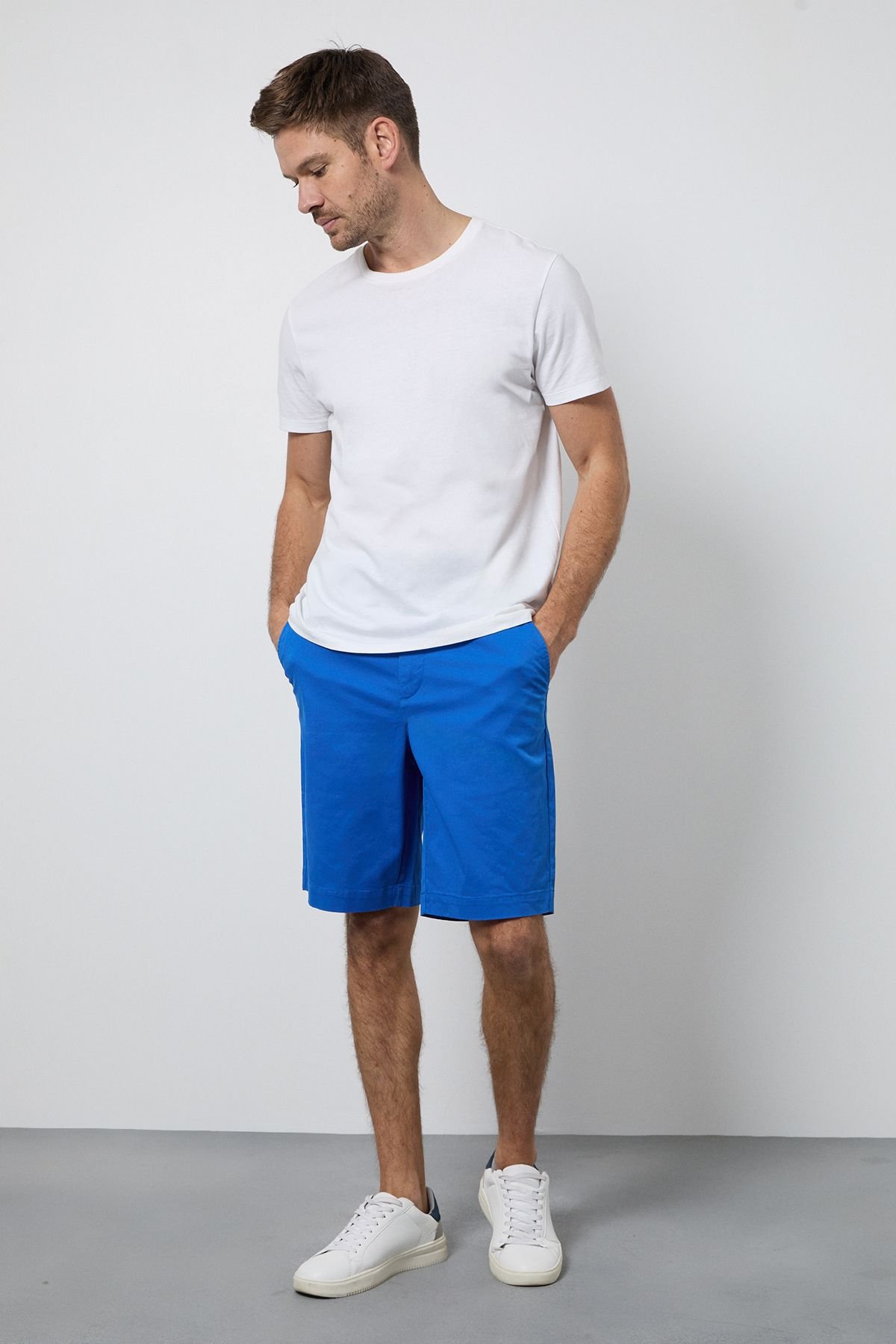 Maine Maine Men's Bright Blue Premium Chino Shorts - 4