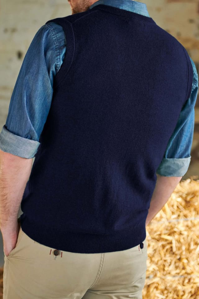 WoolOvers WoolOvers Men's Cashmere Merino Slipover in Navy - 2