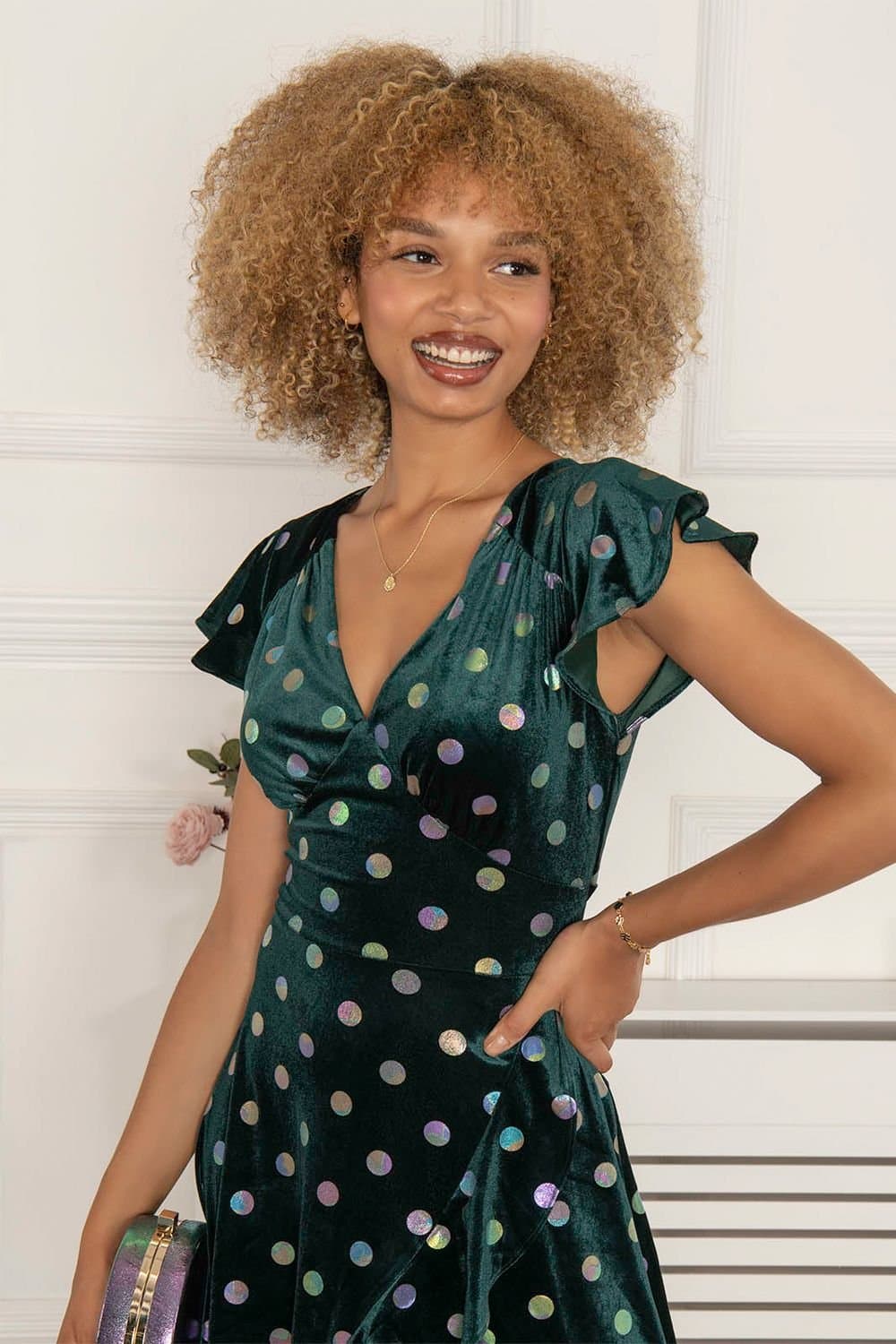 Jolie Moi Jolie Moi Women's Frill V Neck Velvet Dress in Green