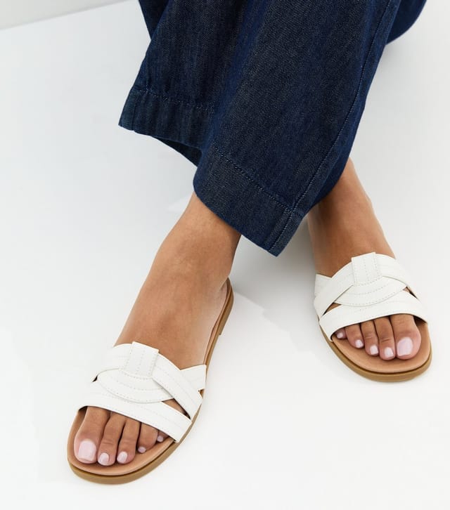 New Look Women's Extra Wide Fit White Interwoven Sandals New Look - 2