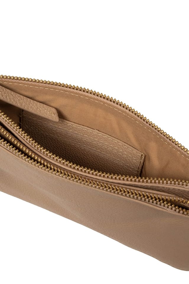 Pure Luxuries London Pure Luxuries London Women's 'Eleanor' Leather Clutch Bag in Natural - 3