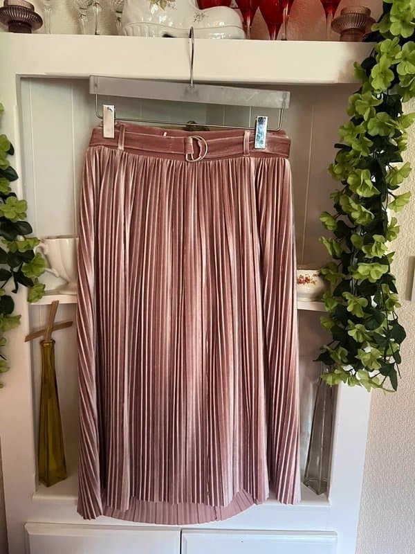 Next Velvet Midi Skirt Next - Dusty Pink - Size 16  -Evening Wear