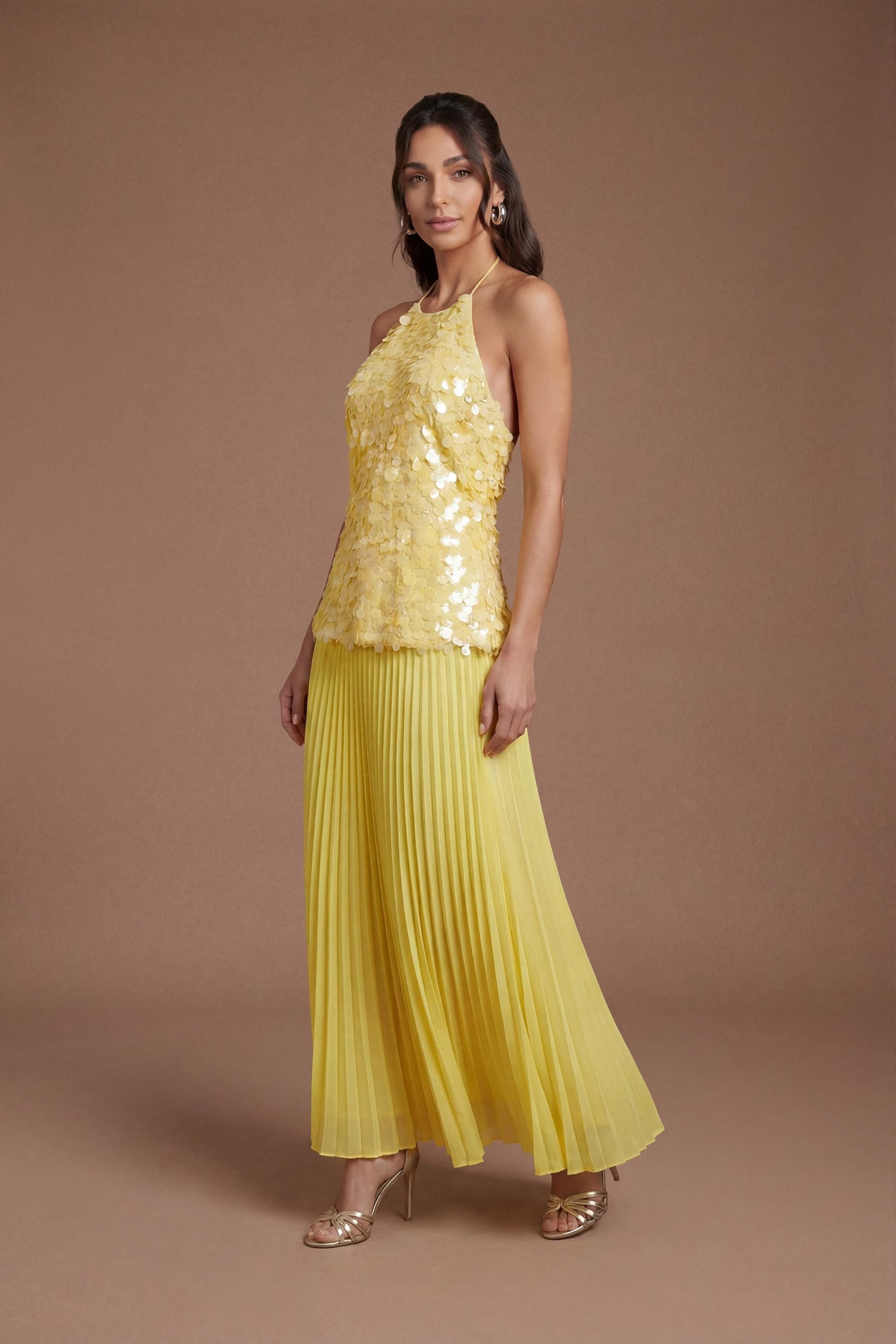 Coast Coast Women's Halter Neck Sequin Pleated Midi Dress in Yellow