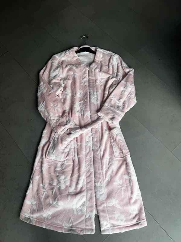 lounge & sleepwear Lounge & Sleepwear Full Zip dressing gown slight marks can be washed out