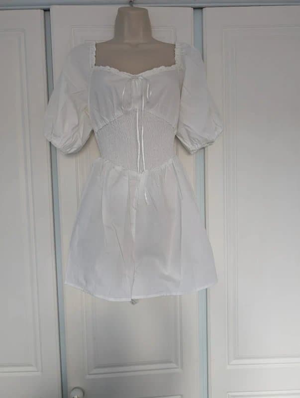 ASOS ASOS Design poplin milkmaid playsuit in white size 8