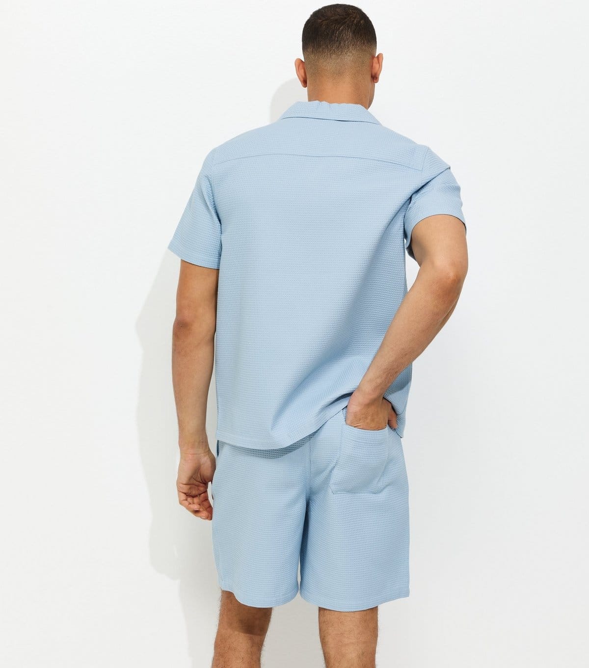 New Look Men's Light Blue Relaxed Waffle Drawstring Shorts New Look - 4