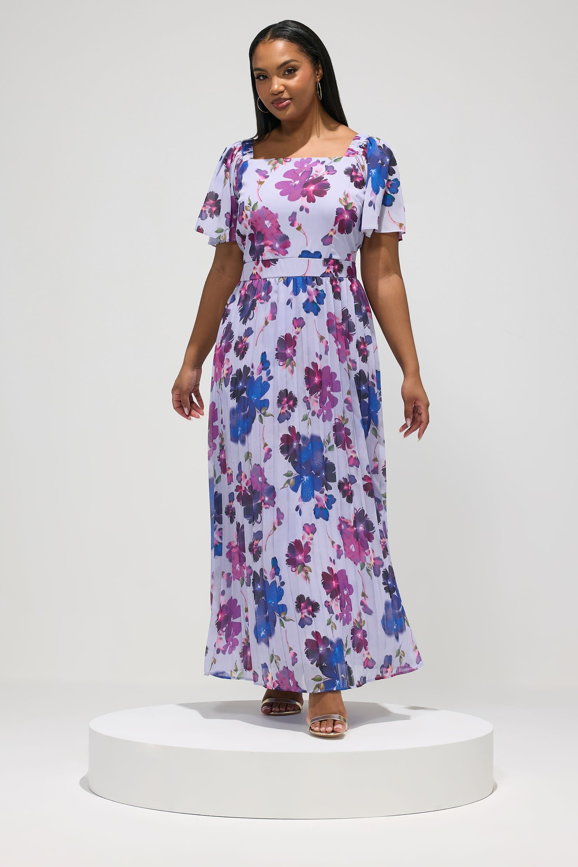 Yours London Plus Size Blue Floral Pleat Dress