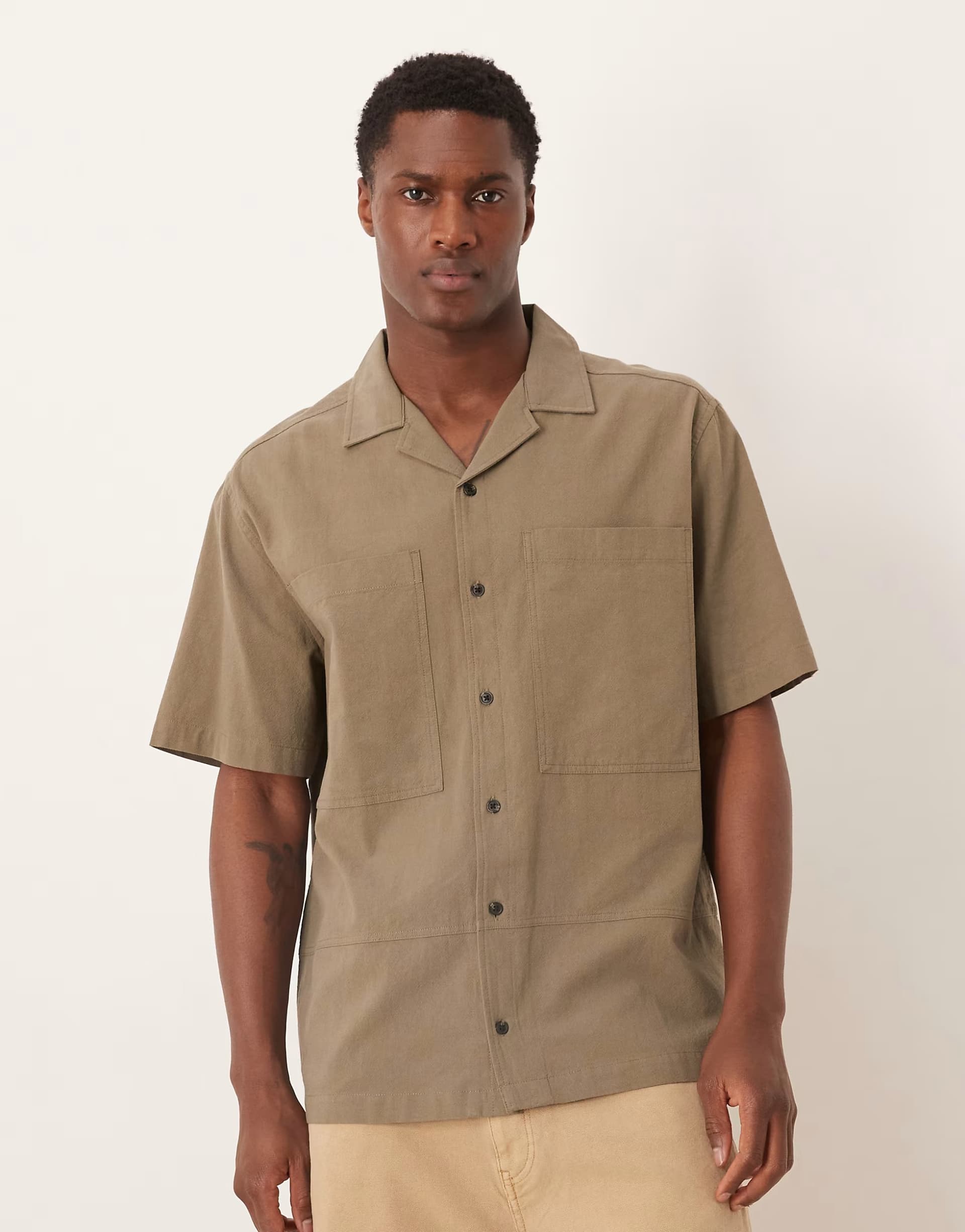 ASOS ASOS DESIGN relaxed revere cotton shirt with chest pocket detail in khaki