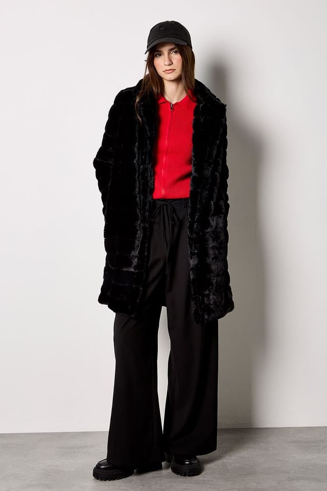 Apricot Apricot Women's Faux Fur Panel Jacket in Black - 2