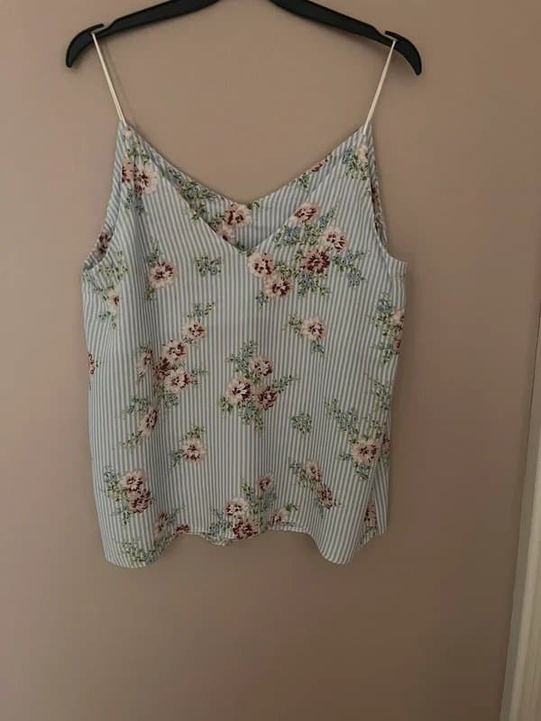 New Look Camisole top pastel floral print