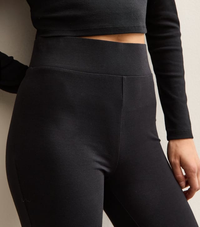 New Look Women's Petite Black High Waist Stretch Cotton Kick Flare Leggings New Look - 3
