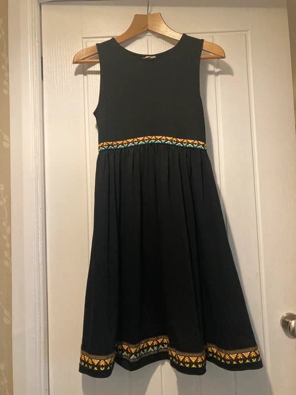 ASOS Women’s ASOS black dress with embroidery on waist size 8