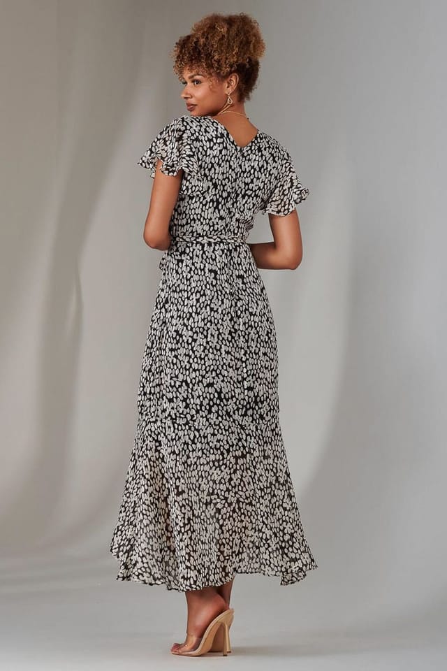 Jolie Moi Jolie Moi Women's Chiffon Print Frill Dip Hem Maxi Dress in Off-White - 2