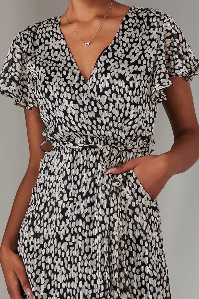 Jolie Moi Jolie Moi Women's Chiffon Print Frill Dip Hem Maxi Dress in Off-White - 3