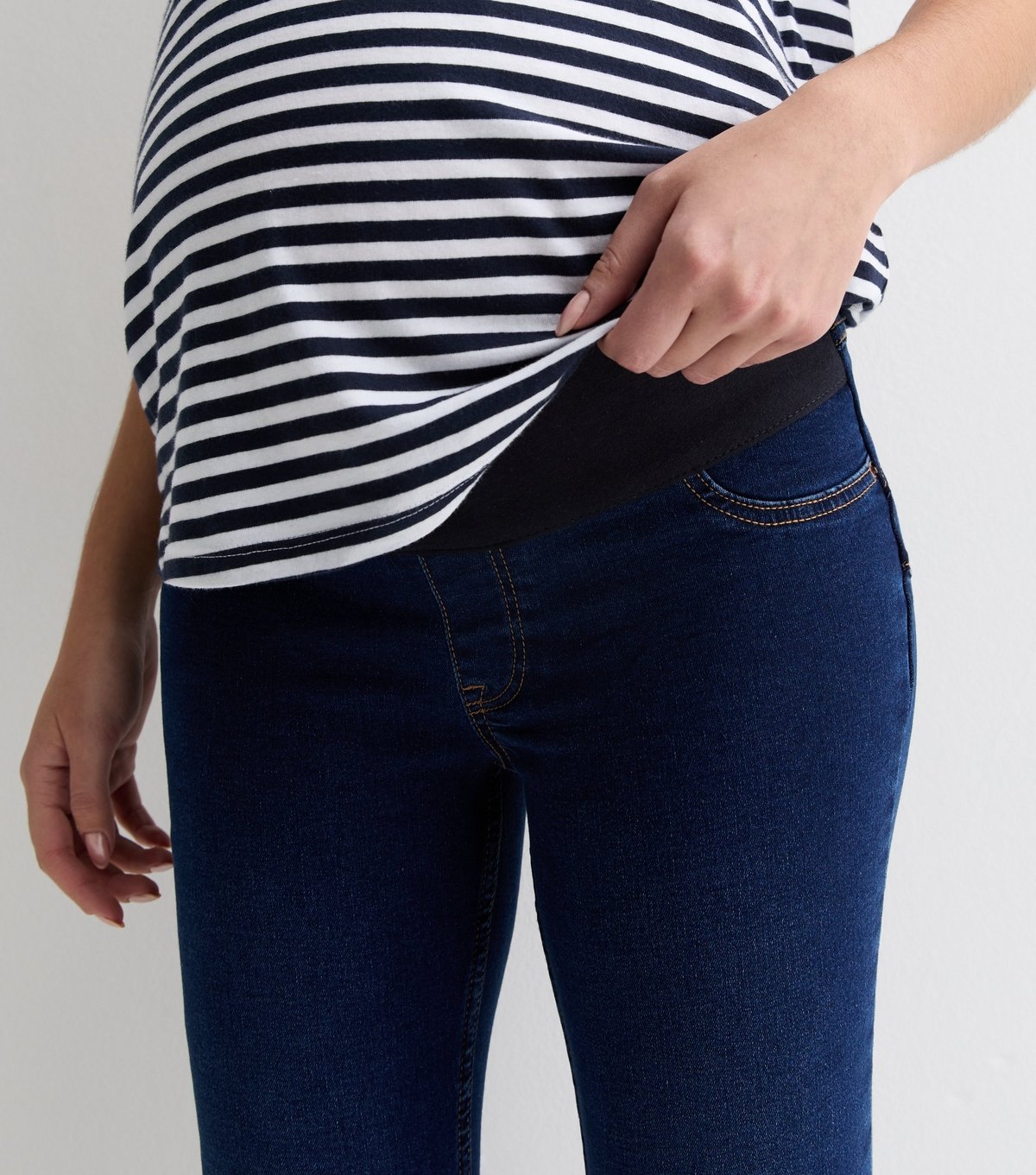 New Look Women's Maternity Indigo Lift & Shape Under Bump Emilee Jeggings New Look - 2