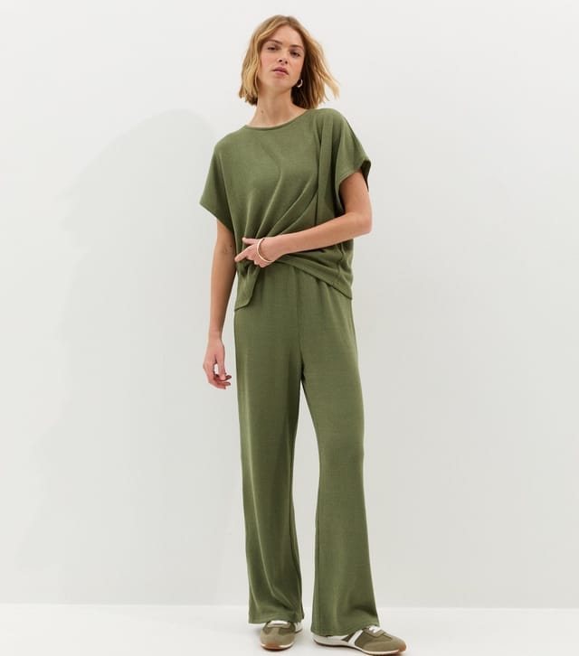 New Look Women's Khaki Textured Wide Leg Trouser New Look - 2