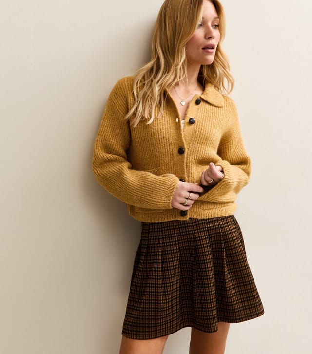 New Look Women's Dark Yellow Ribbed Knit Collared Button Through Cardigan New Look - 2