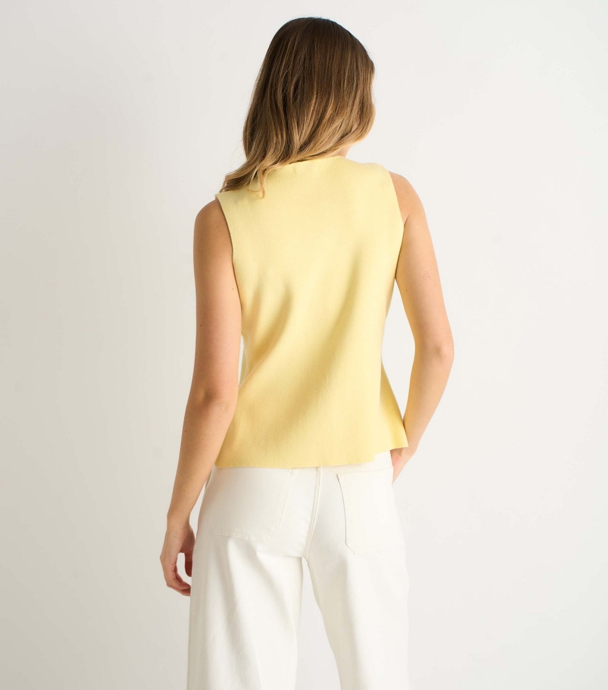 Gini London Women's Light Yellow Button Front Compact Knit Waistcoat Gini London New Look - 4