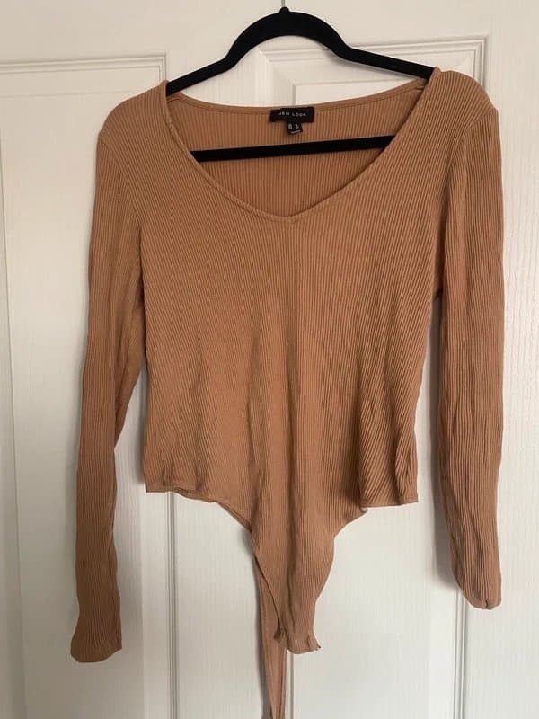 New Look New Look Brown V Neck bodysuit