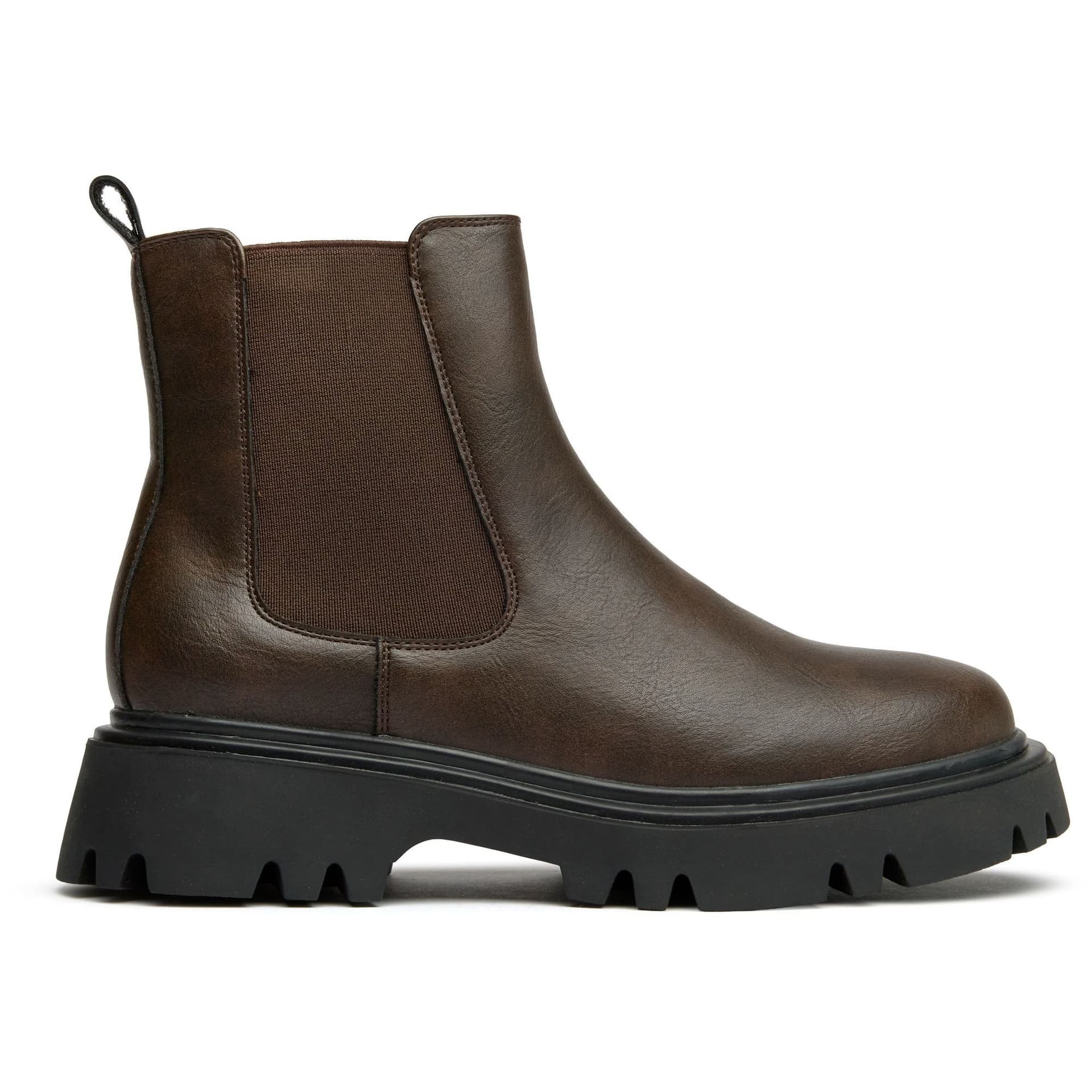 V.GAN V.GAN Women's Russ Chelsea Boots in Brown