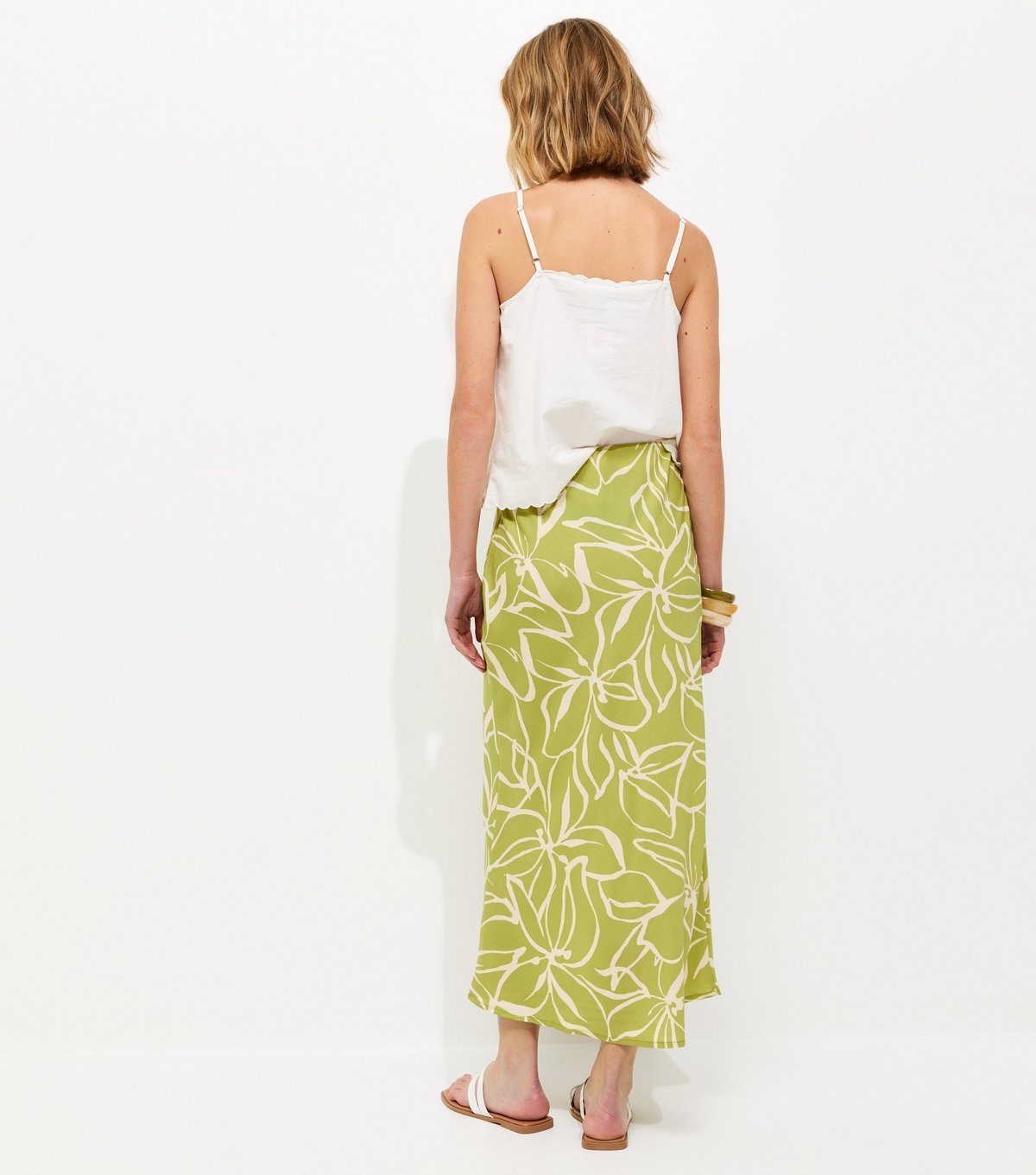 New Look Women's Light Green Crepe Sketch Floral Bias Cut Midi Skirt New Look - 4