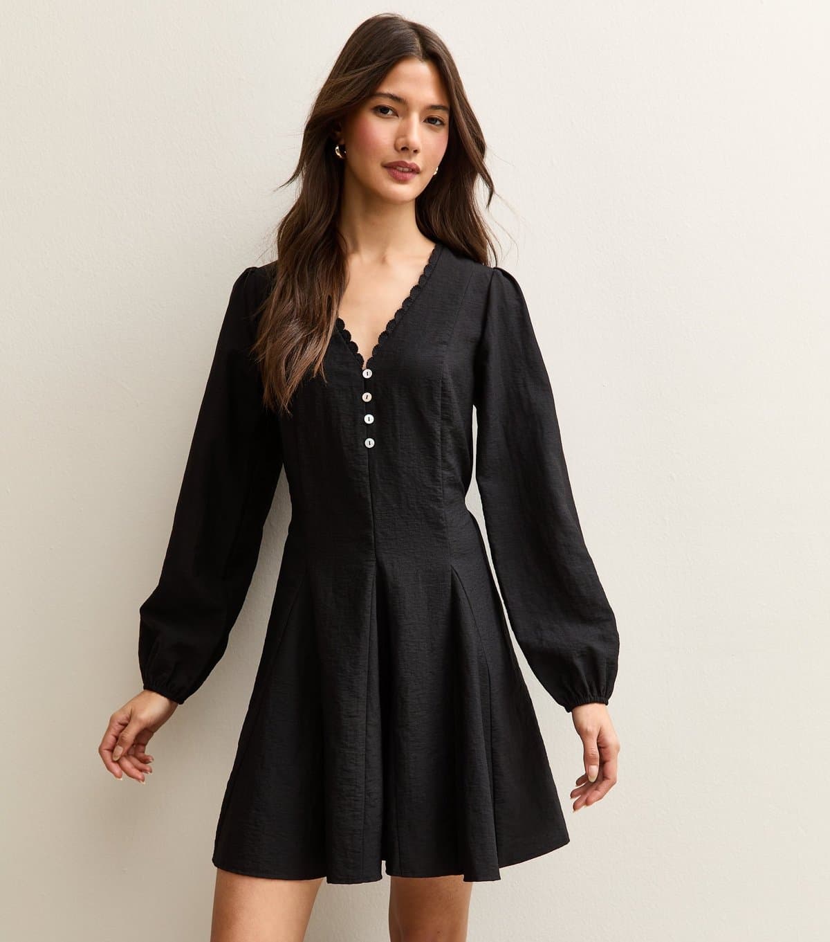 New Look Women's Black Long Sleeve Godet Mini Dress New Look