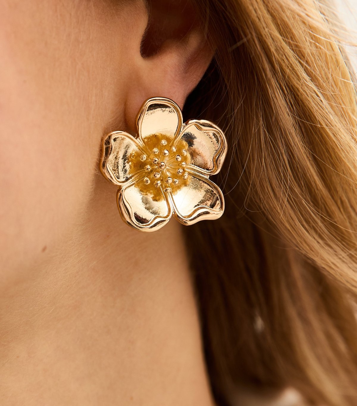 New Look Gold Tone Flower Stud Earrings New Look - 2