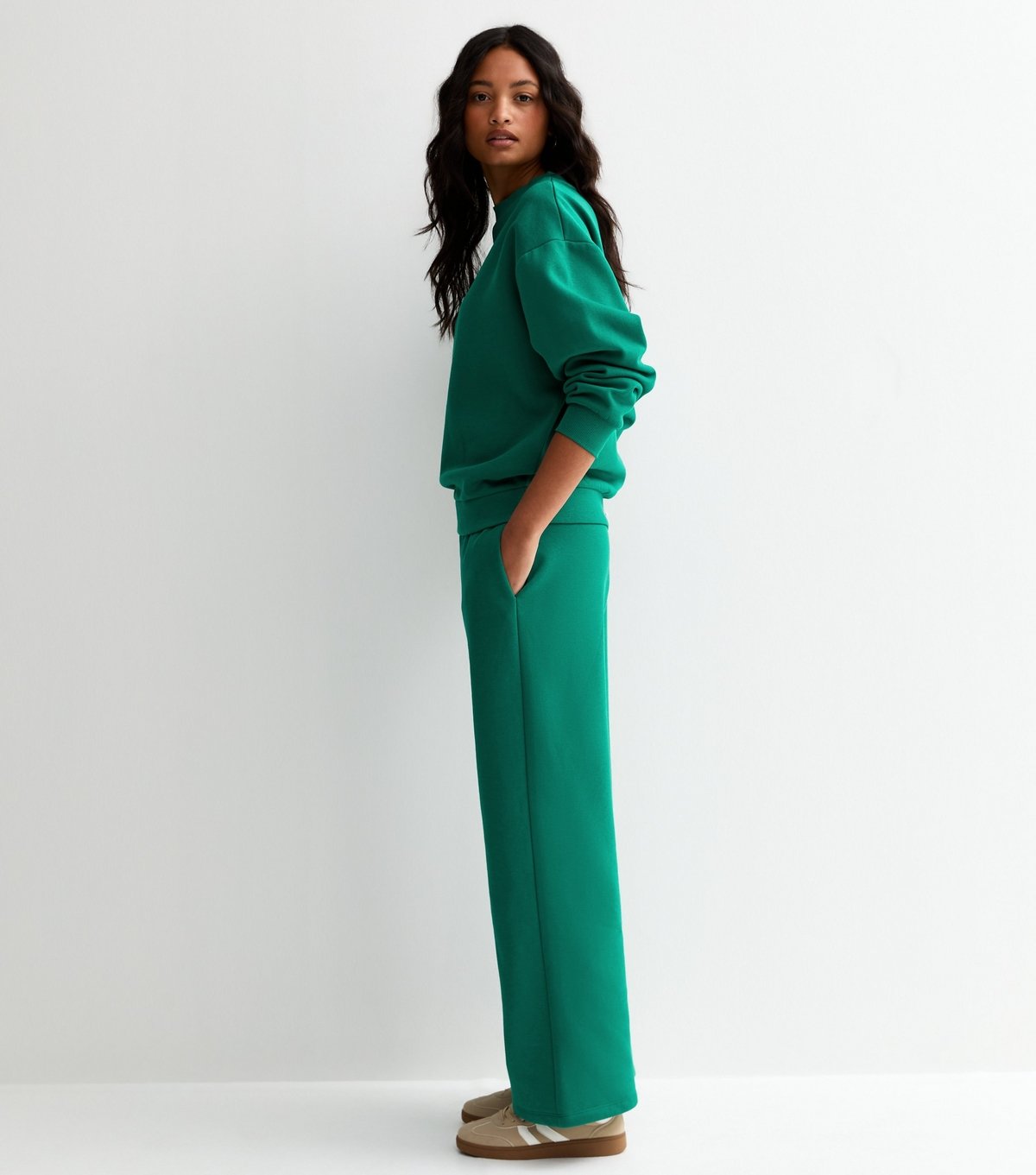 New Look Women's Green Wide Leg Relaxed Fit Joggers New Look - 3