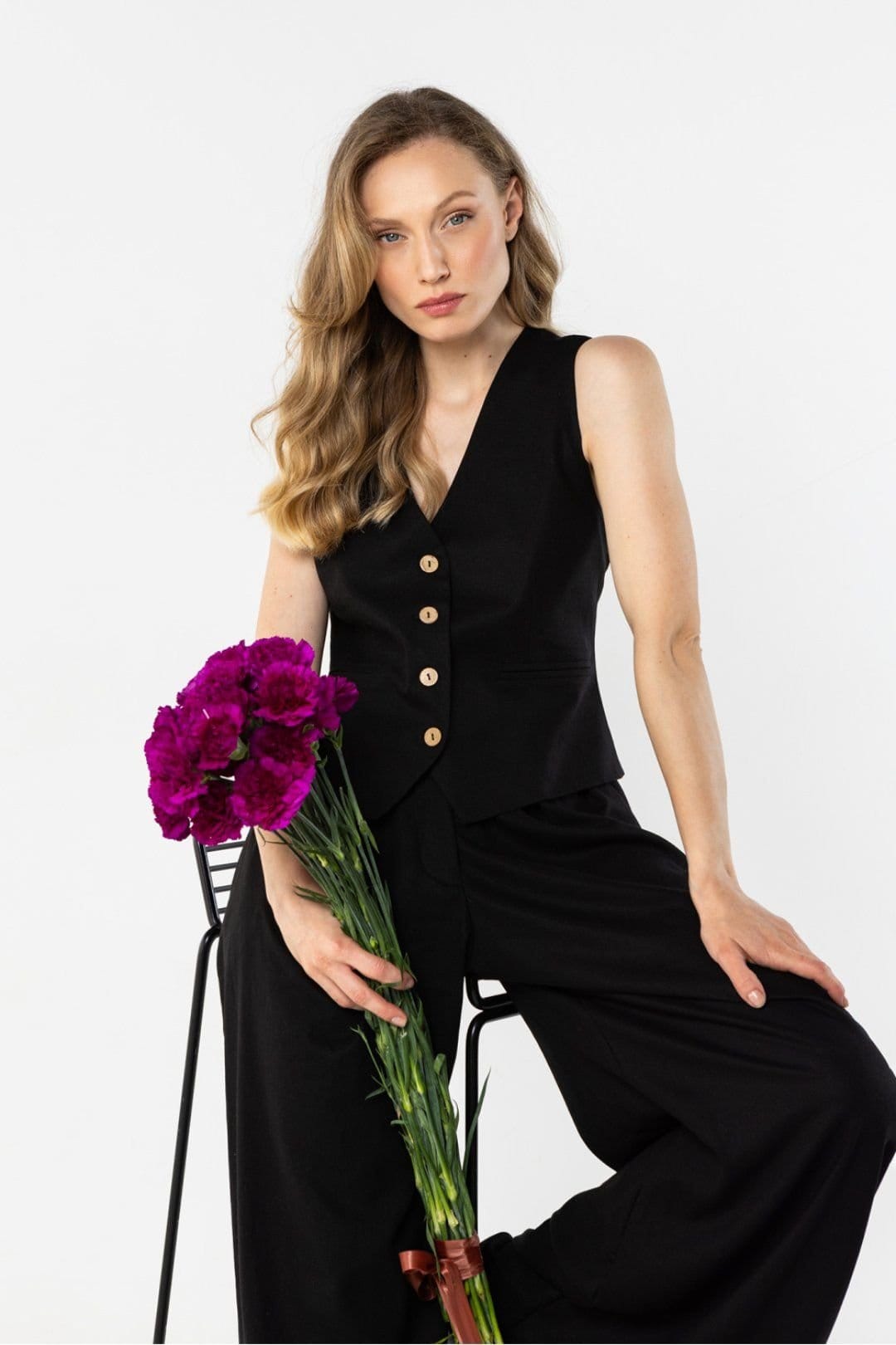 Love Lace Love Lace Women's Fitted V Neck Linen Vest with Button Front in Black - 4
