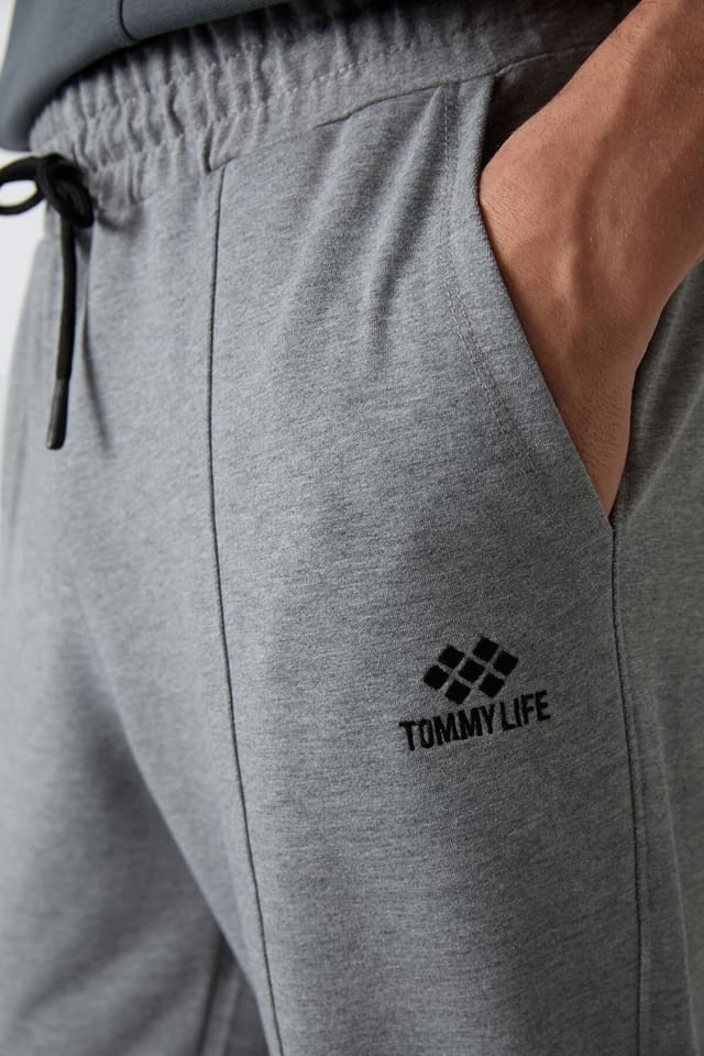 Tommy Life Tommy Life Men's Fleece Jogger Sweatpants in Light Grey - 3