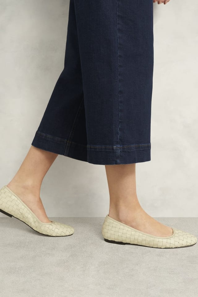 Hobbs London Hobbs London Women's Raina Woven Flat in Off-White - 3