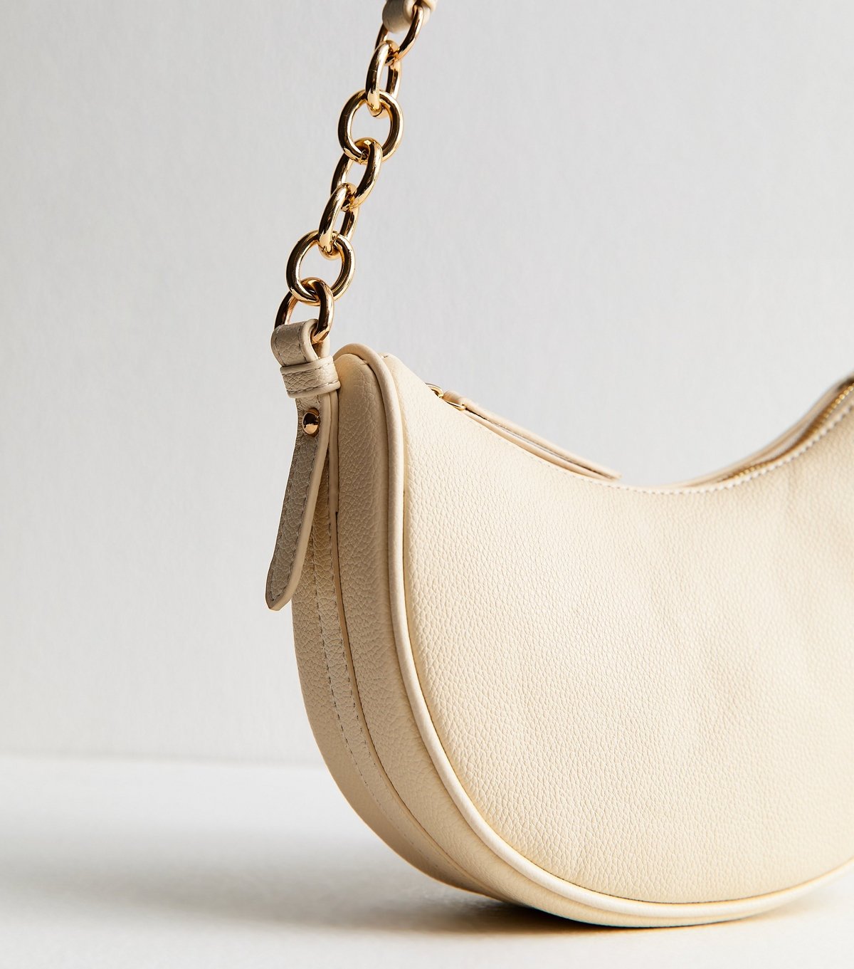 New Look Cream Faux Leather Scooped Chain Shoulder Bag New Look - 3