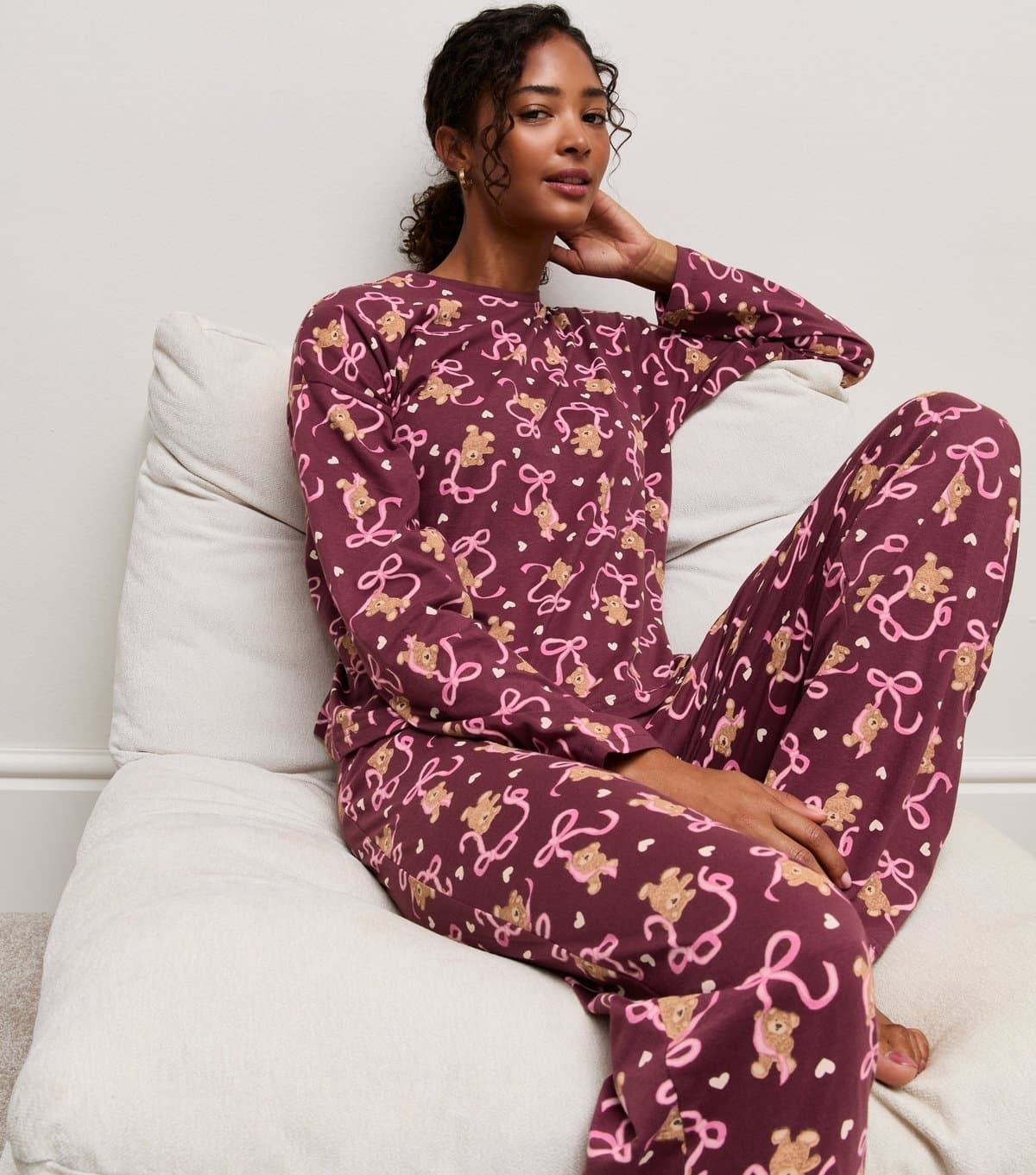 New Look Women's Red Cotton Bow Bear Print Long Sleeve Pyjama Set New Look