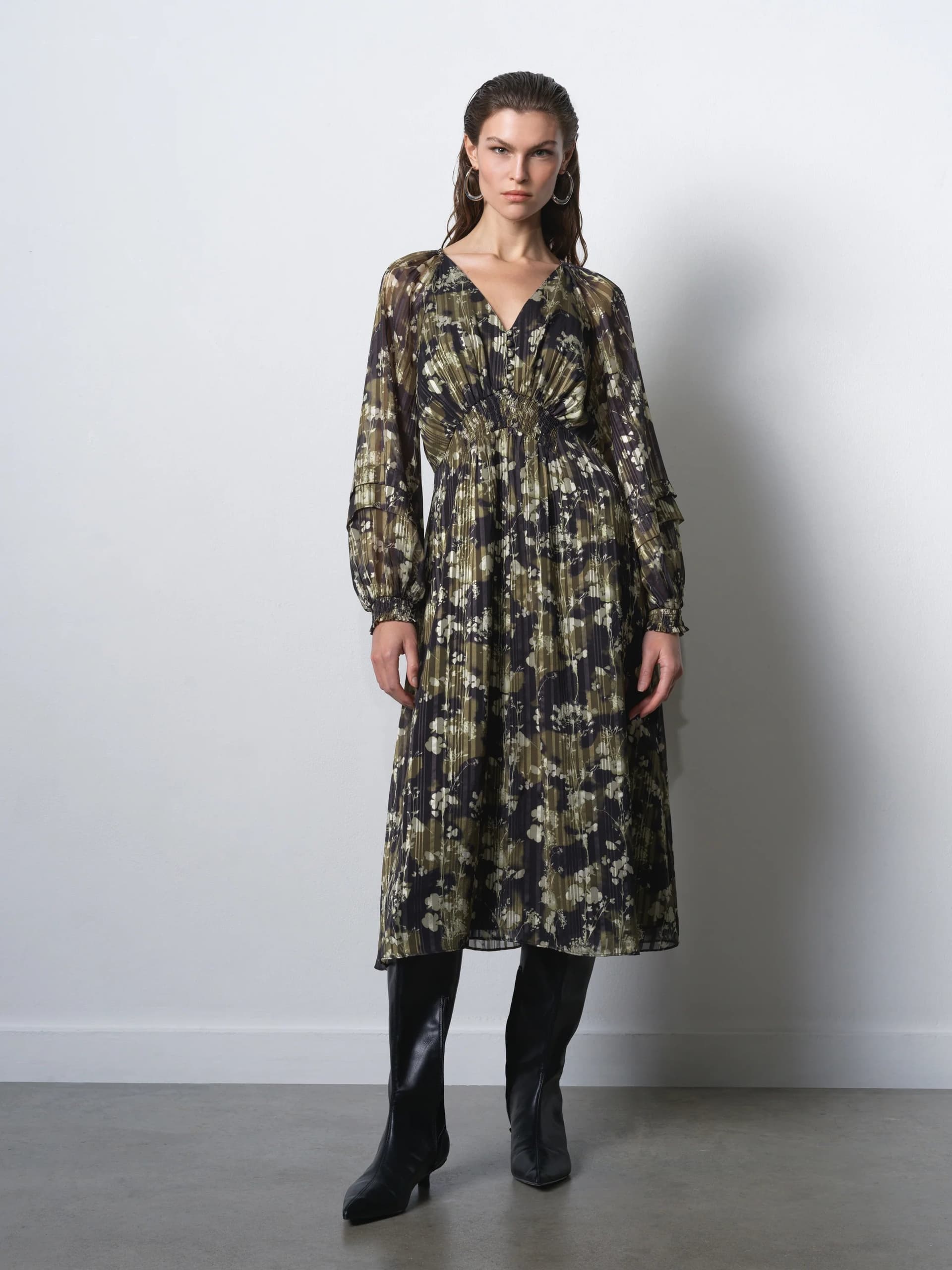 French Connection Lizzy Madeline Crepe Puff Sleeve Dress Green Multi Floral Print