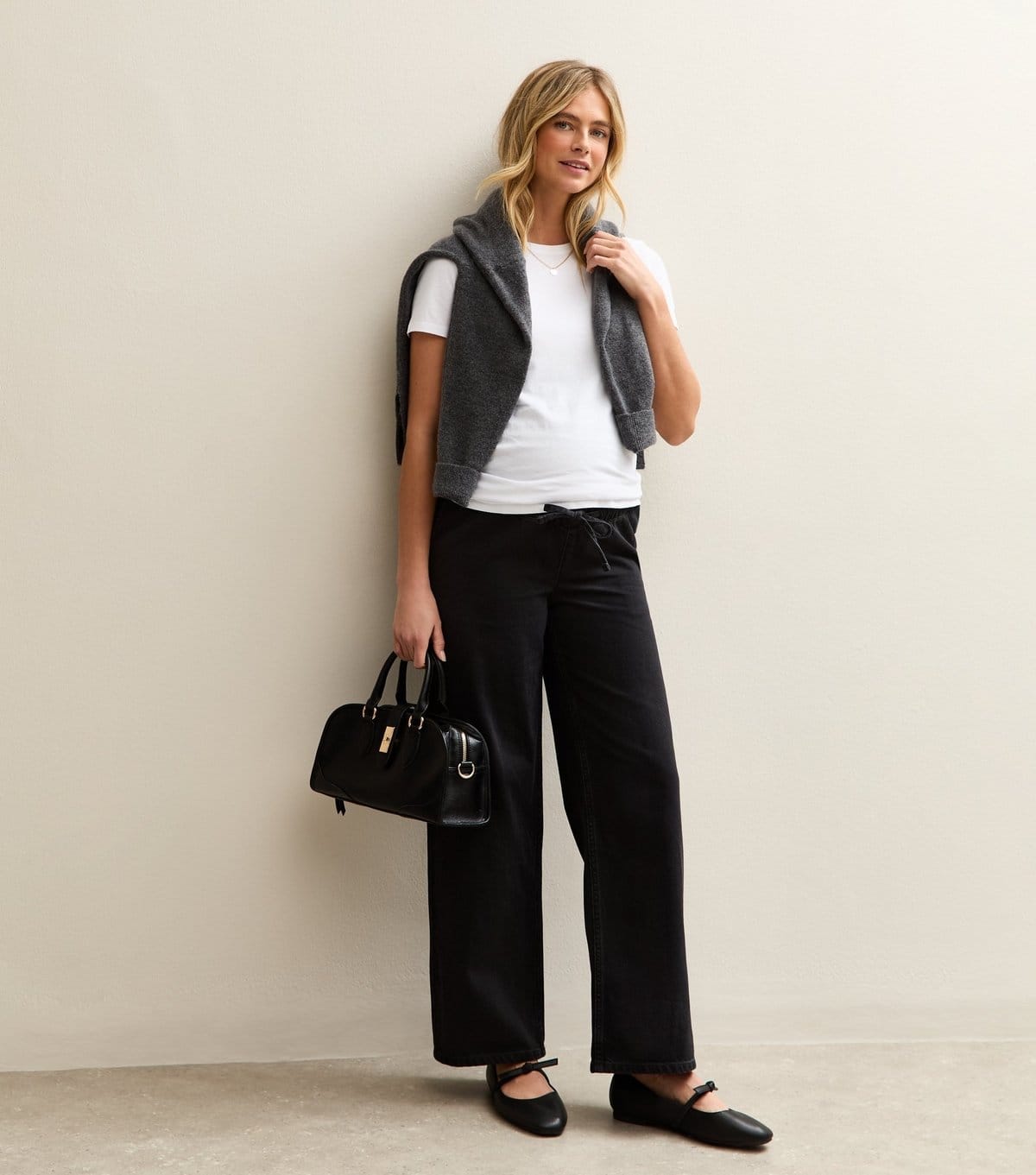 New Look Women's Maternity Black Wide Leg Drawstring Waist Jeans New Look - 4