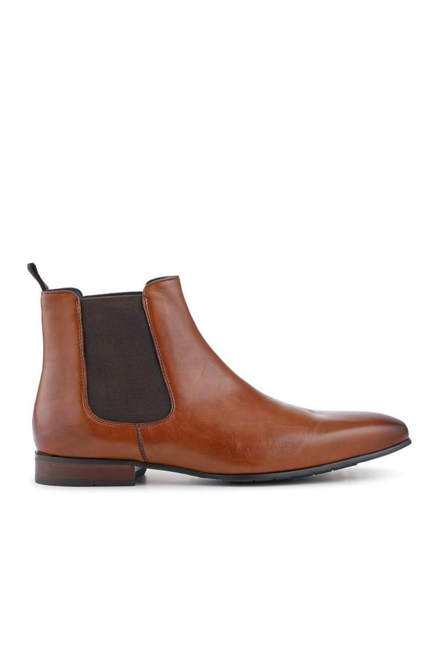 Jones Bootmaker Jones Bootmaker Men's Leather Pointed-Toe Chelsea Boots in Tan - 2
