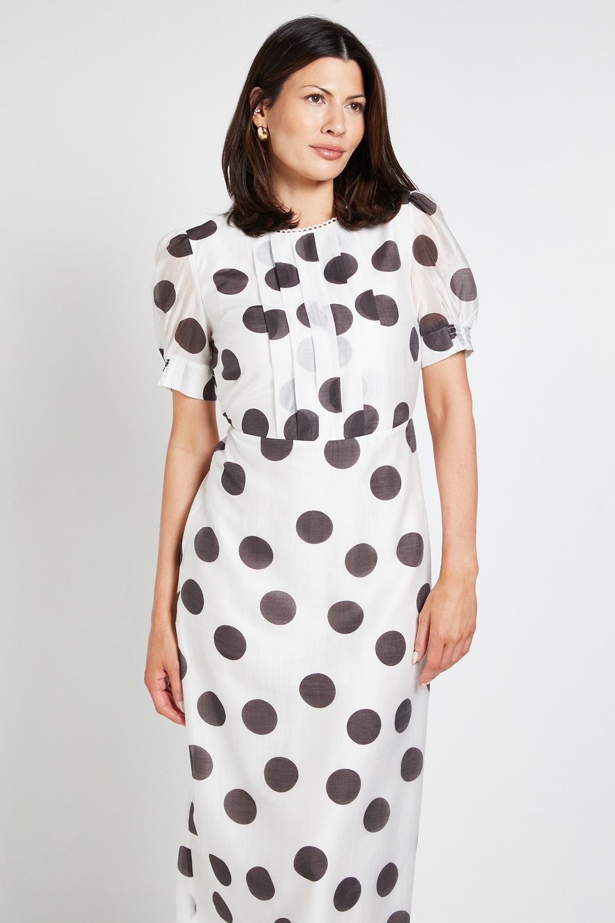 Wallis Wallis Women's Pleat Detail Puff Sleeve Midi Dress in Ivory - 4