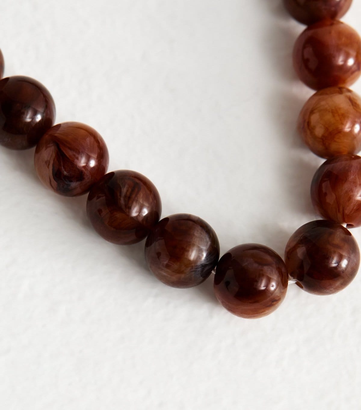 New Look Brown Resin Bead Necklace New Look - 4