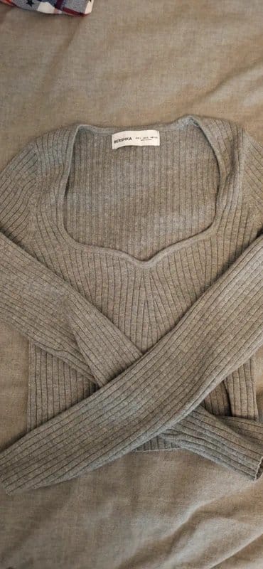 Bershka Grey Ribbed Long Sleeve Knit Top