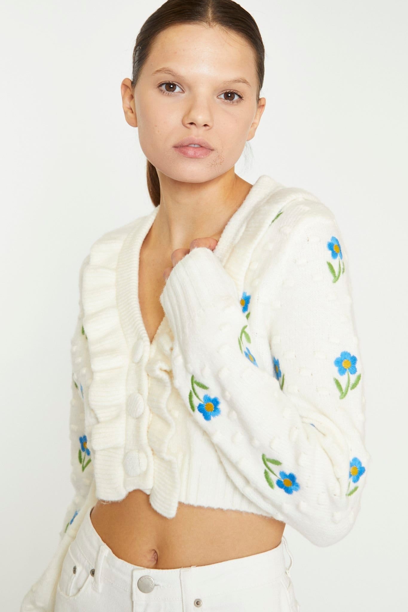 Shnoo Shnoo Women's Ruffle Embroidered Cardigan in Cream - 4