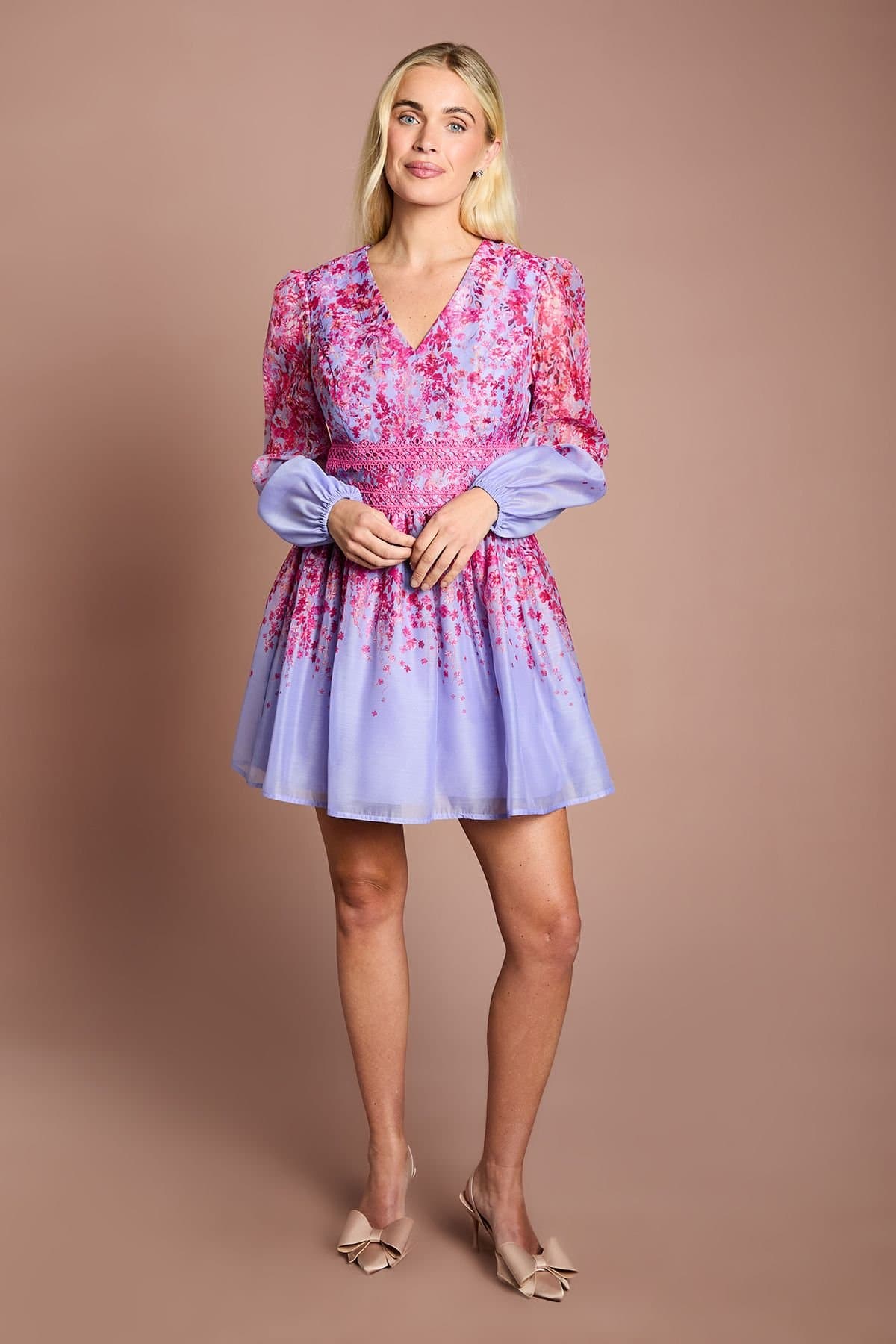Coast Coast Women's Petite Organza Floral Placement Lace Trim Mini Dress in Lilac