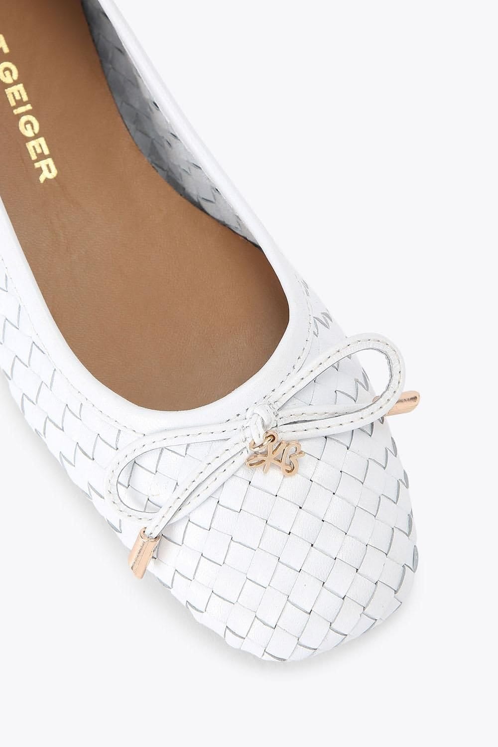 KG Kurt Geiger KG Kurt Geiger Women's 'Nora' Leather Flats in Cream - 4