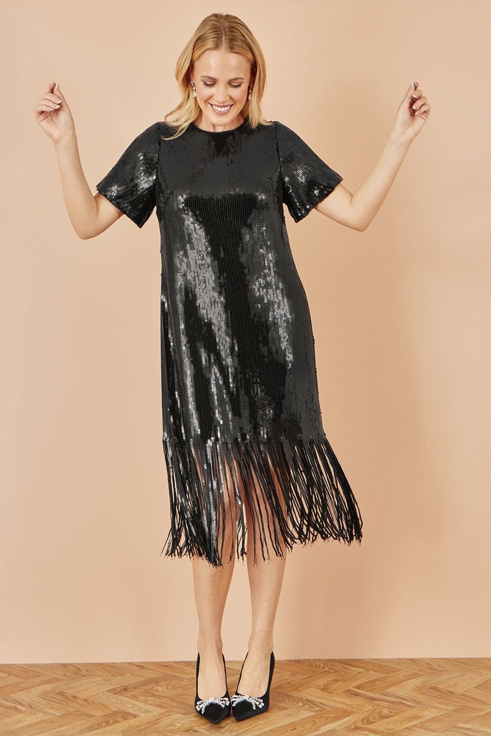 Yumi Yumi Women's Black Sequin Tassels Hem Midi Tunic Dress - 4