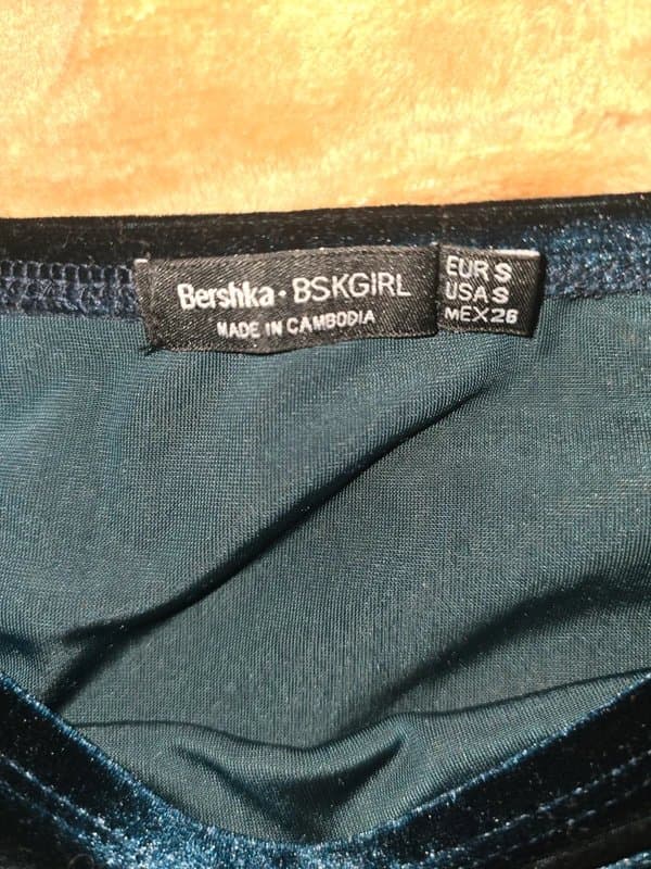 Bershka off shoulder velvet top Bershka