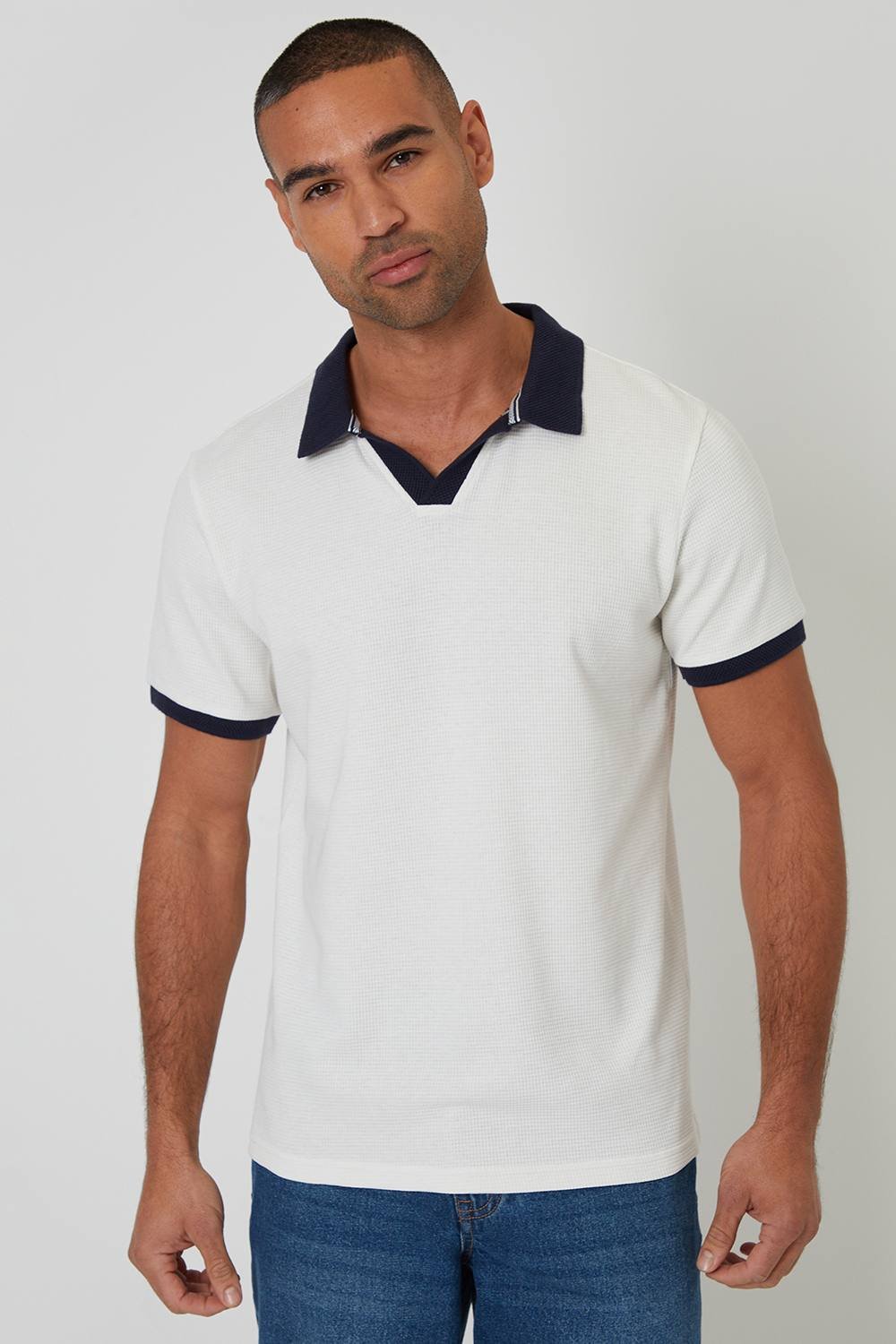Threadbare Threadbare Men's Trophy Neck Waffle Polo Shirt in White - 2