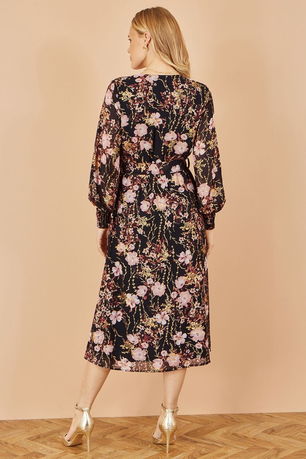 Yumi Yumi Women's Black Foiled Floral Print Wrap Midi Dress - 4