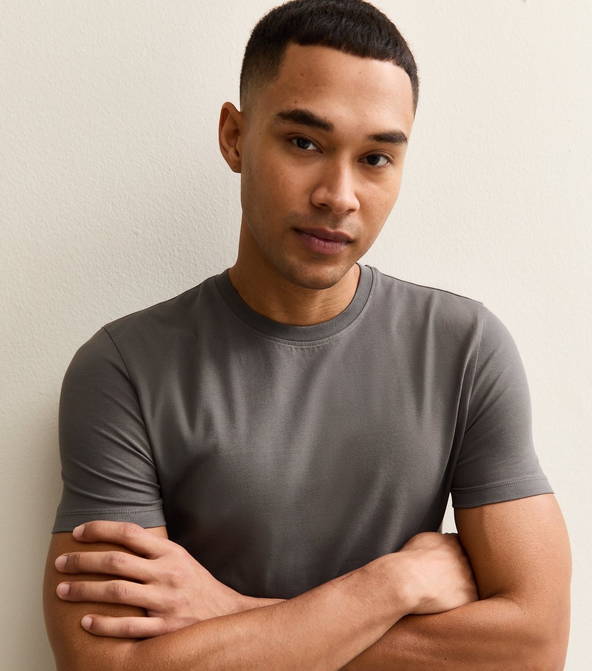 New Look Men's Mid Grey Muscle Fit T-Shirt New Look - 2